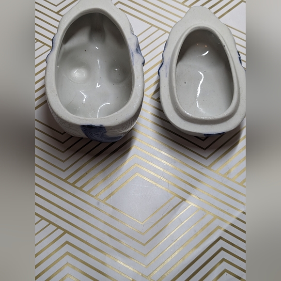 Beautiful Porcelain 3" x 5" Elephant Trinket Box Catch All Elephant Figurine... - Picture 6 of 10